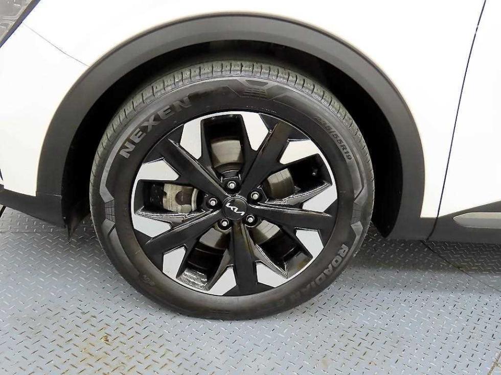 2022 - kia sportage