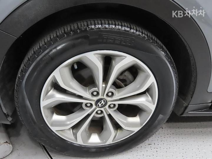 Hyundai Santa Fe DM R2.0 2WD PREMIUM Base Type 6