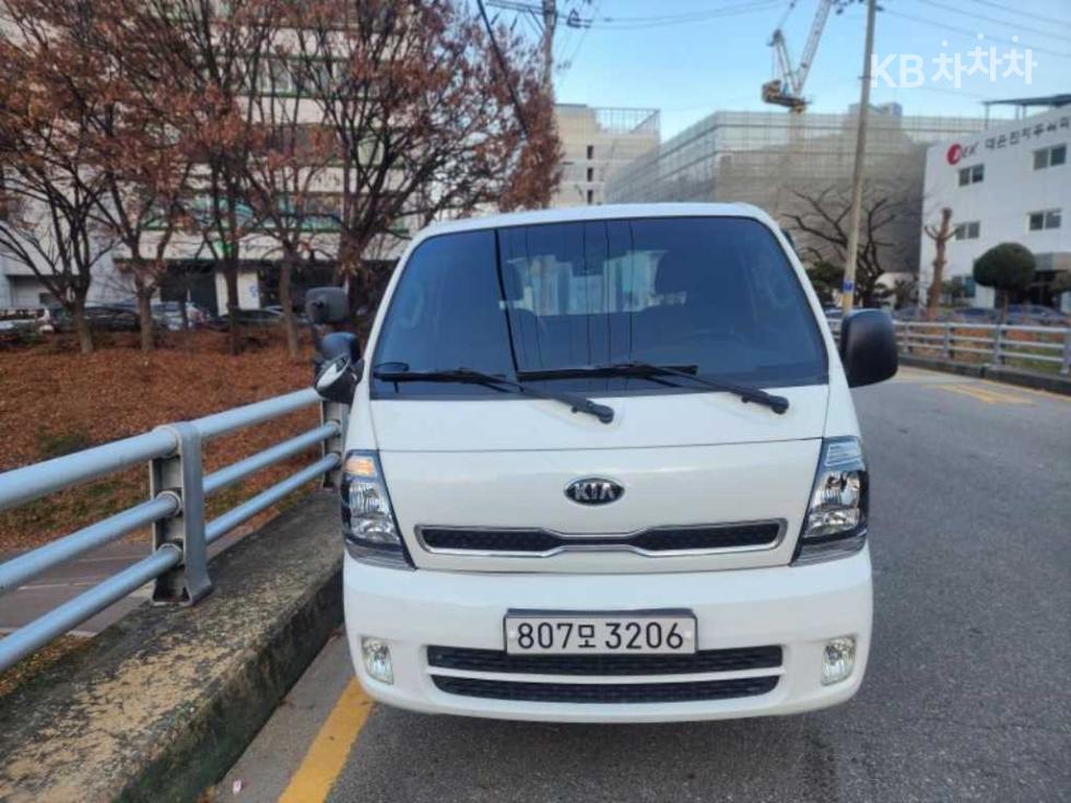 2020 - kia bongo iii