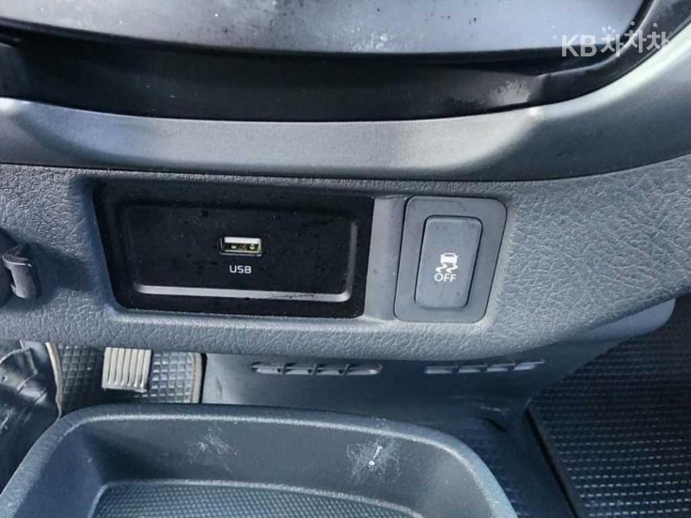 2020 - kia bongo iii