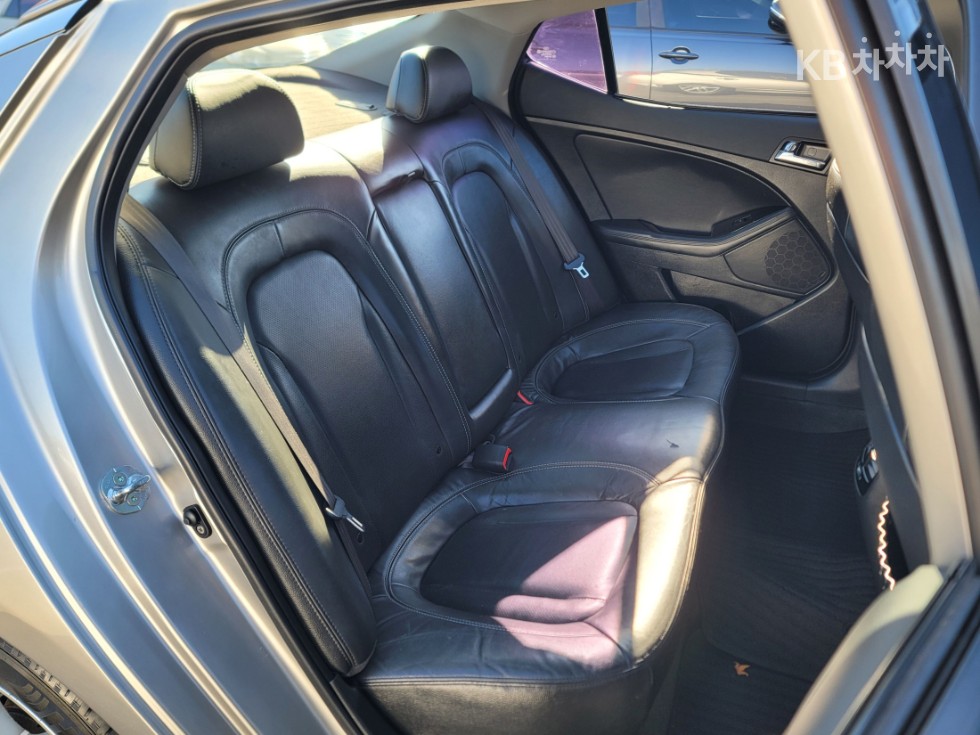2011 - kia k5