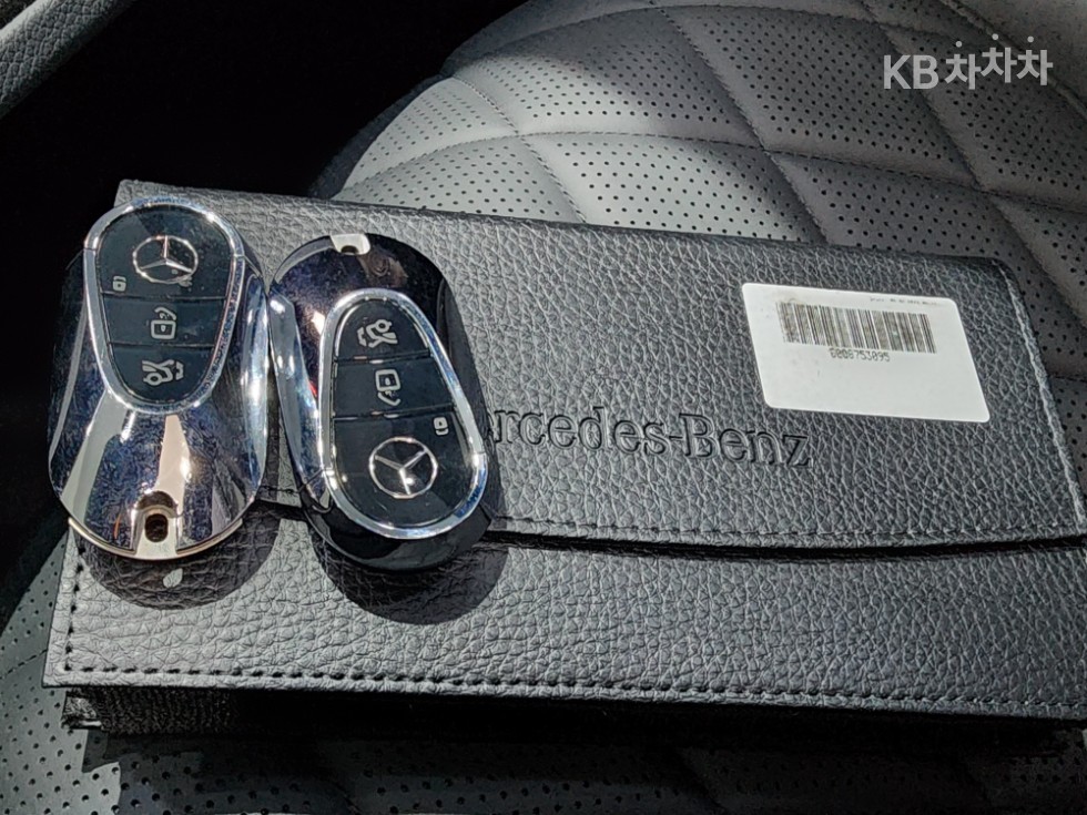 Mercedes-Benz S-klasse — miniaturë 32