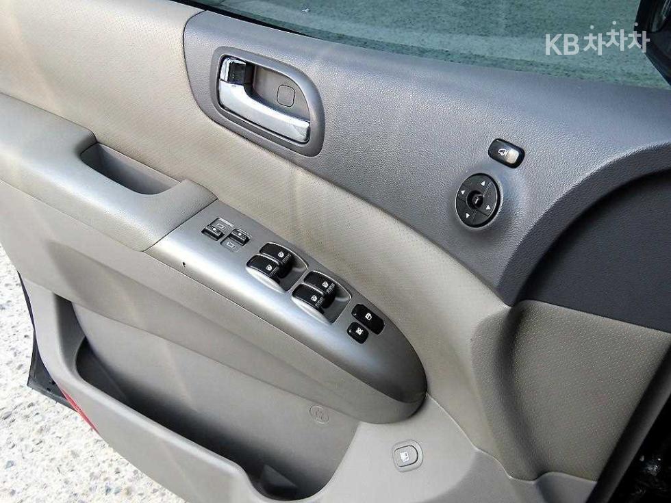 2011 - kia carnival