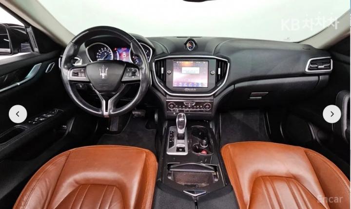 Maserati Ghibli 3.0 Diesel 8