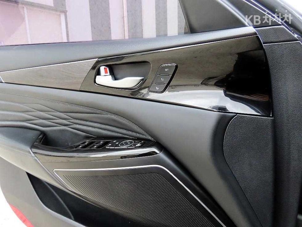 2020 - kia k7