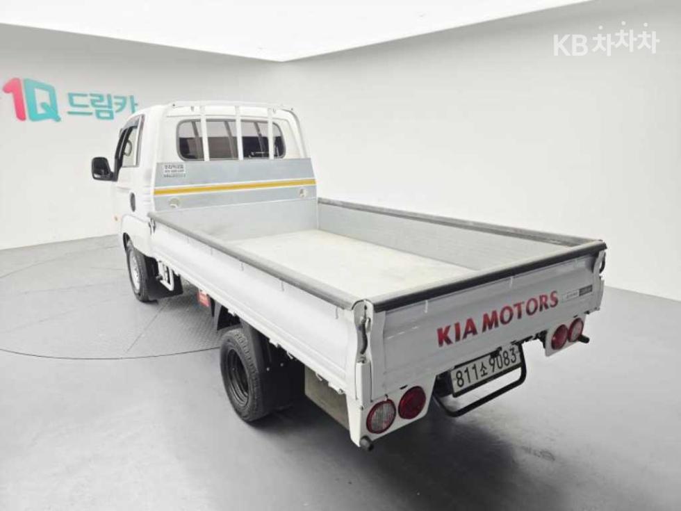 2021 - kia bongo iii