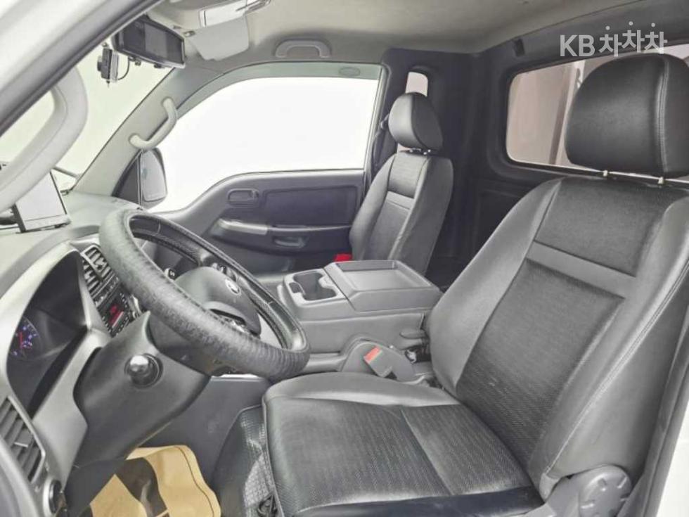 2021 - kia bongo iii