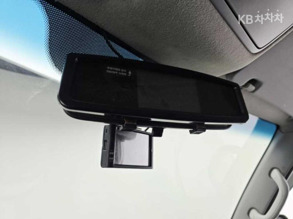 2021 - kia bongo iii