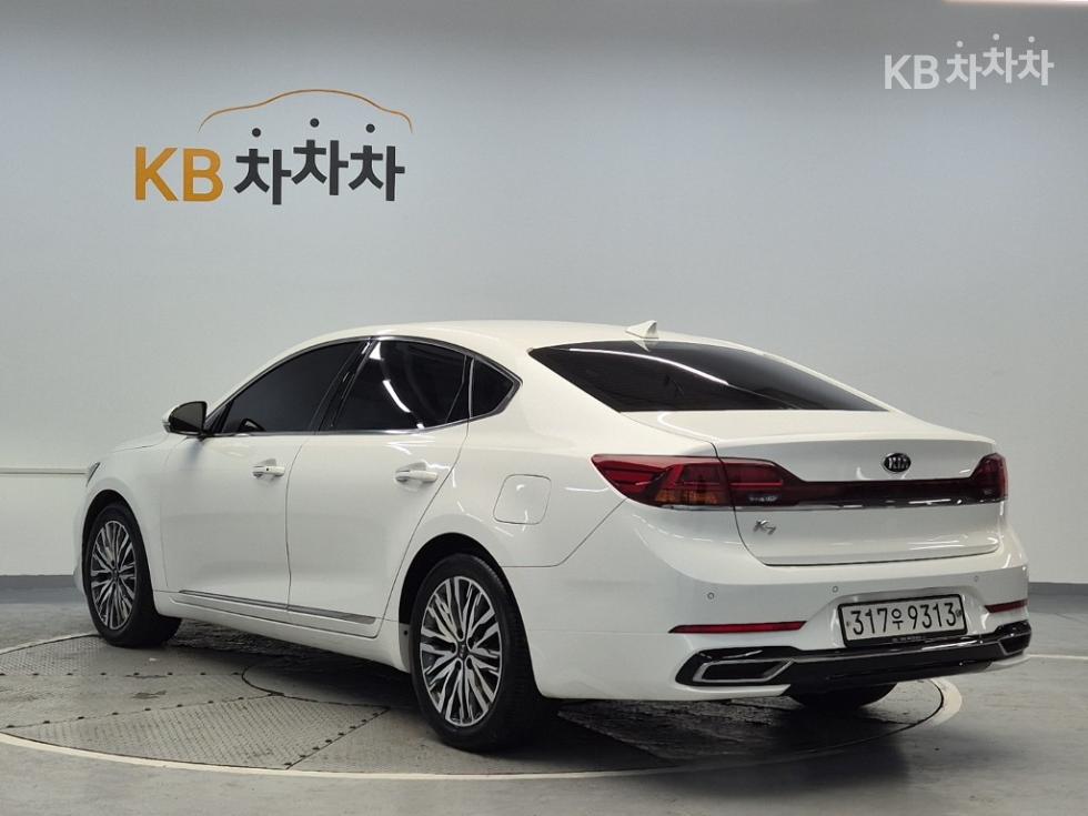 2020 - kia k7