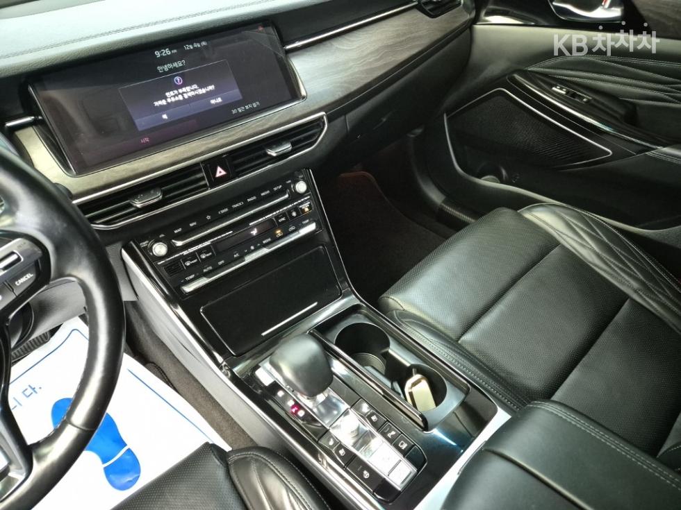 2020 - kia k7