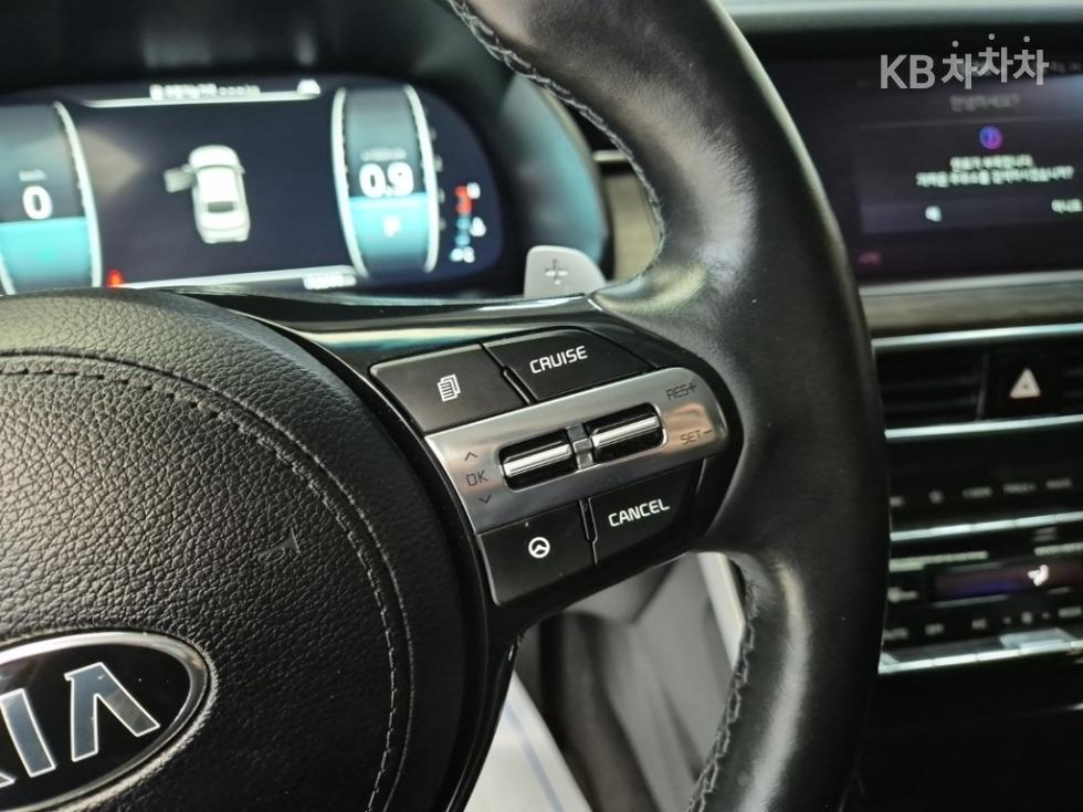 2020 - kia k7