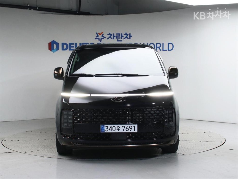 Hyundai Staria — miniaturë 3