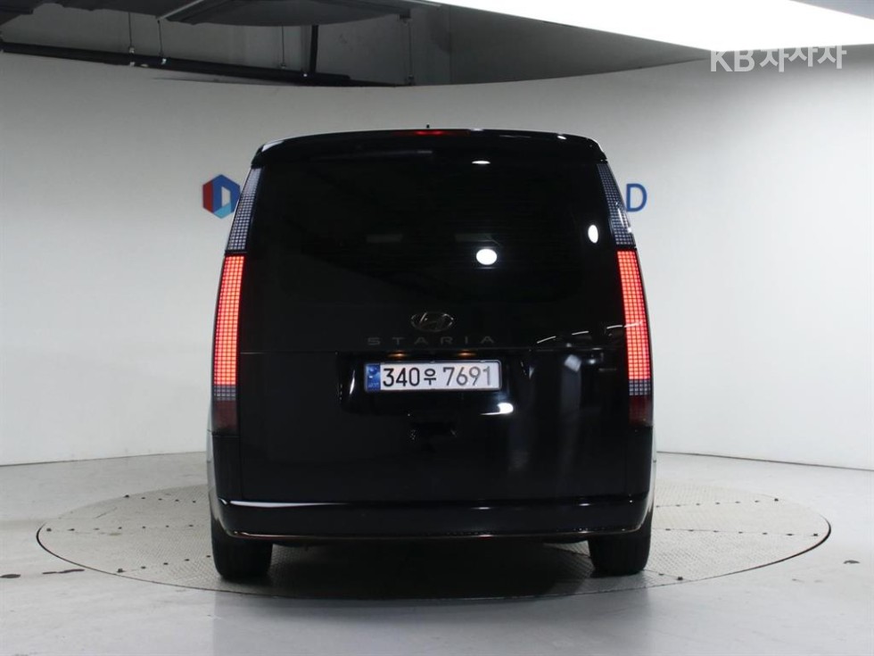 Hyundai Staria — miniaturë 4
