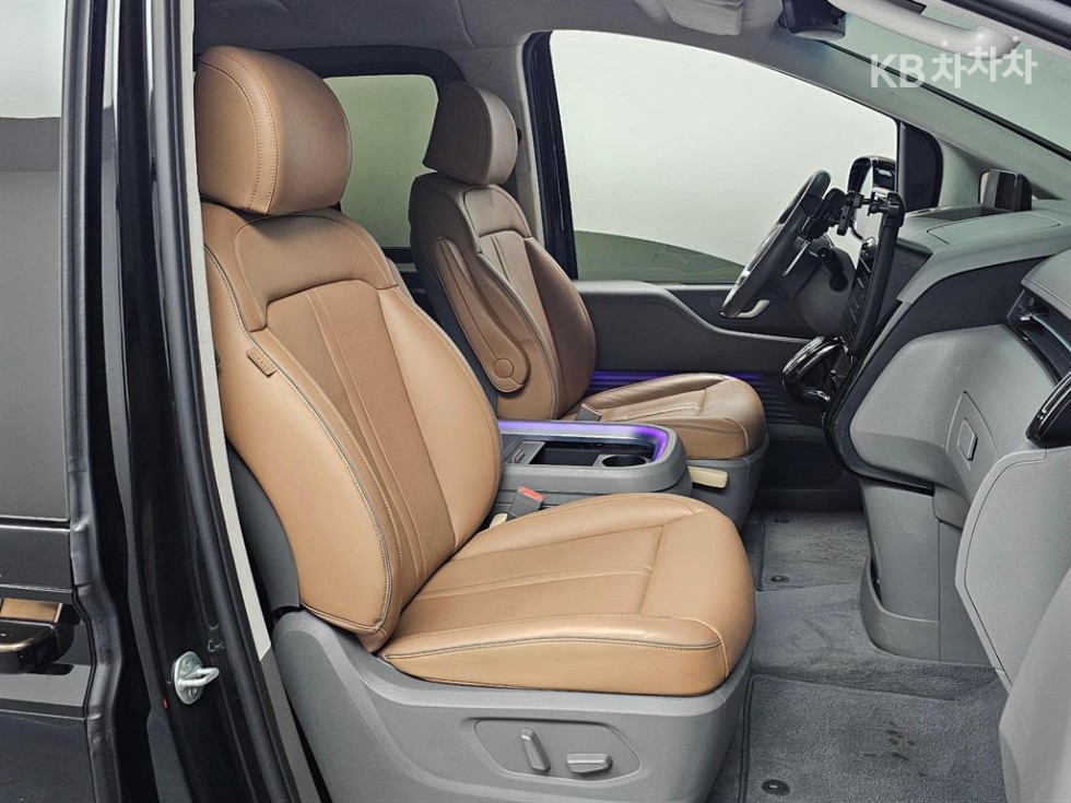 Hyundai Staria — miniaturë 10