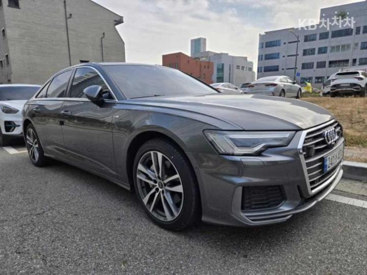 Audi A6 C8 45 TFSI Quattro Premium 3