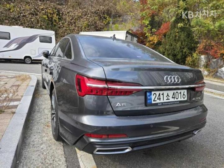 Audi A6 C8 45 TFSI Quattro Premium 5