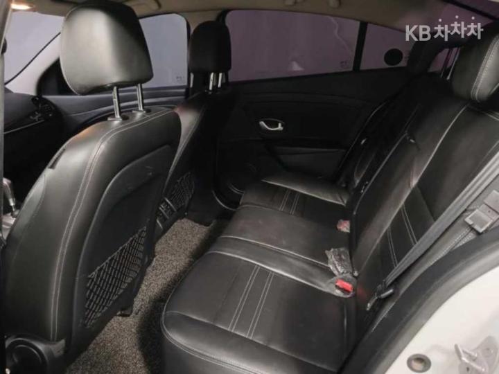 Renault SM3 Z.E. RE 9