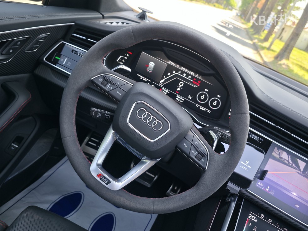 Audi RS Q8 — miniaturë 15
