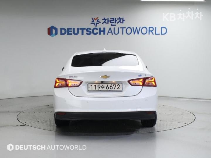 Chevrolet Malibu Hybrid 1.8 Hybrid LT Deluxe 5