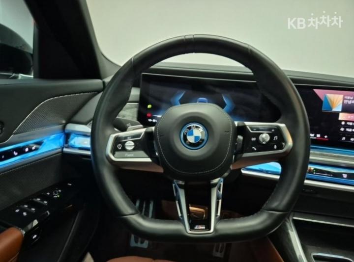 BMW i7 eDrive 50 M Sport 10