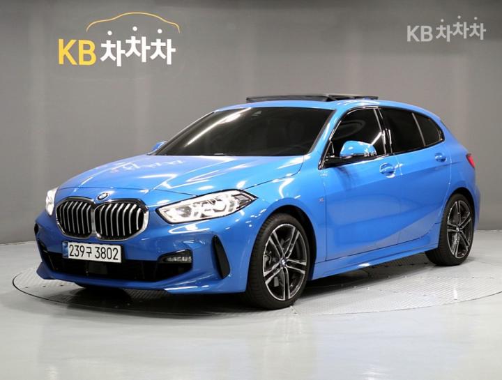 BMW 1 Series F40 120i M Sport 2