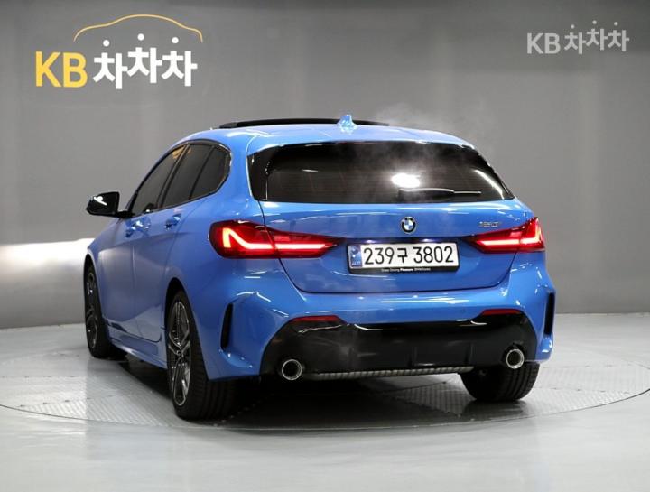 BMW 1 Series F40 120i M Sport 5