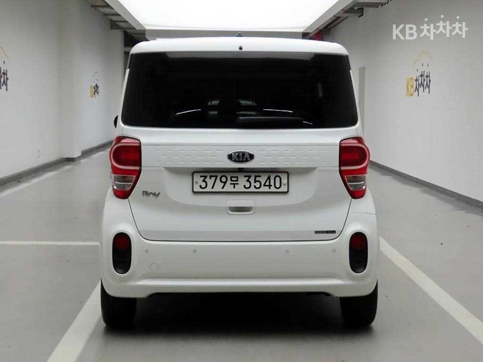 2020 - kia ray
