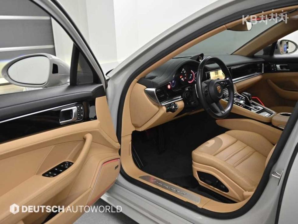 Porsche Panamera — miniaturë 11