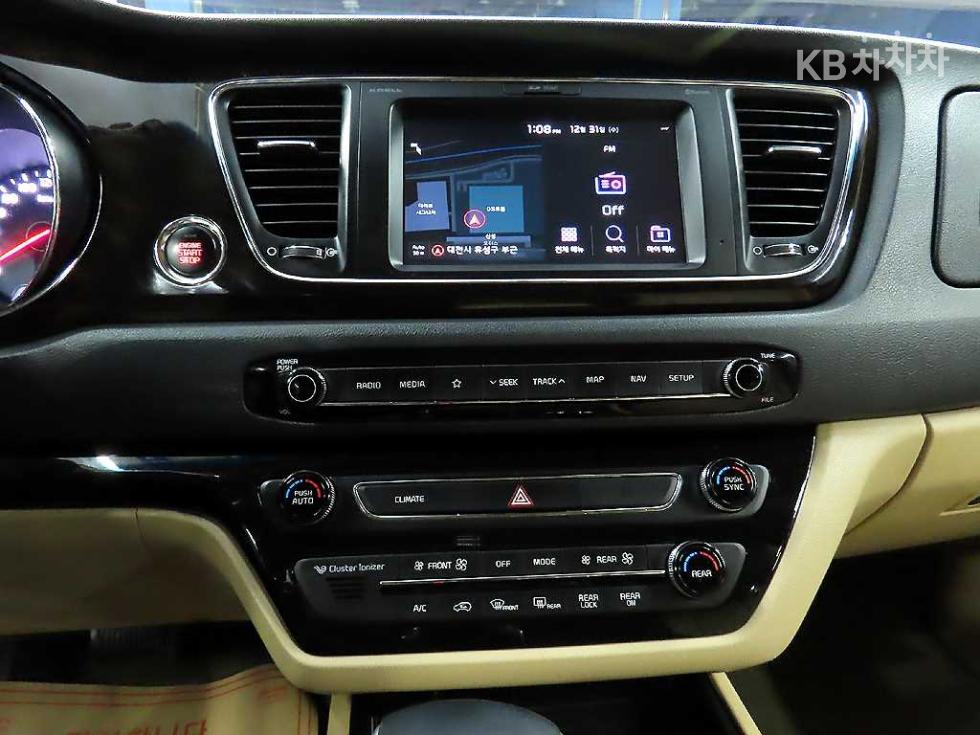 2019 - kia carnival