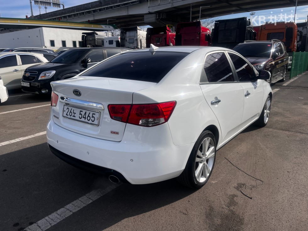 2011 - kia forte
