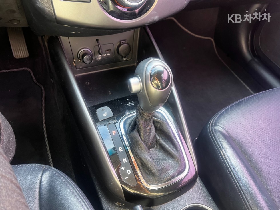 2011 - kia forte