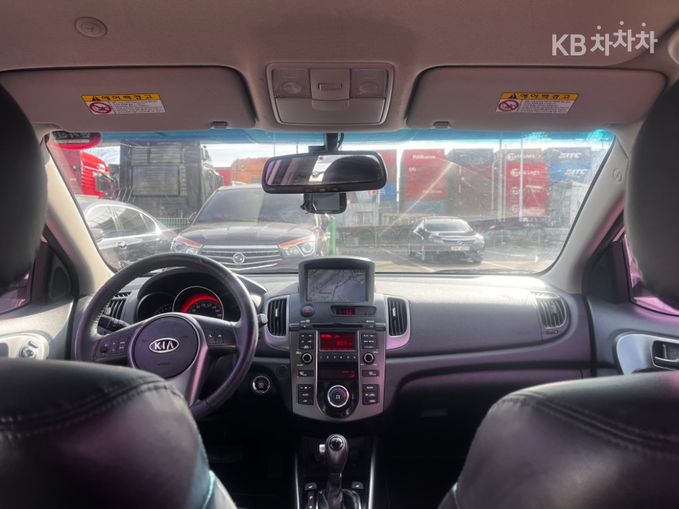 2011 - kia forte