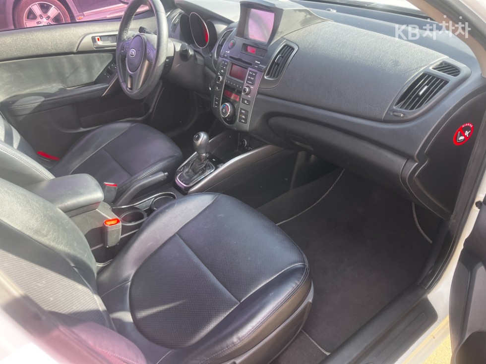 2011 - kia forte