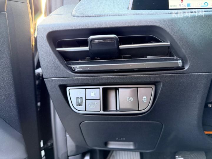 Kia EV6 Long Range 2WD Earth 6