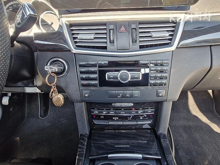 Mercedes-Benz E-Class New E220 CDI Avantgarde W212 10