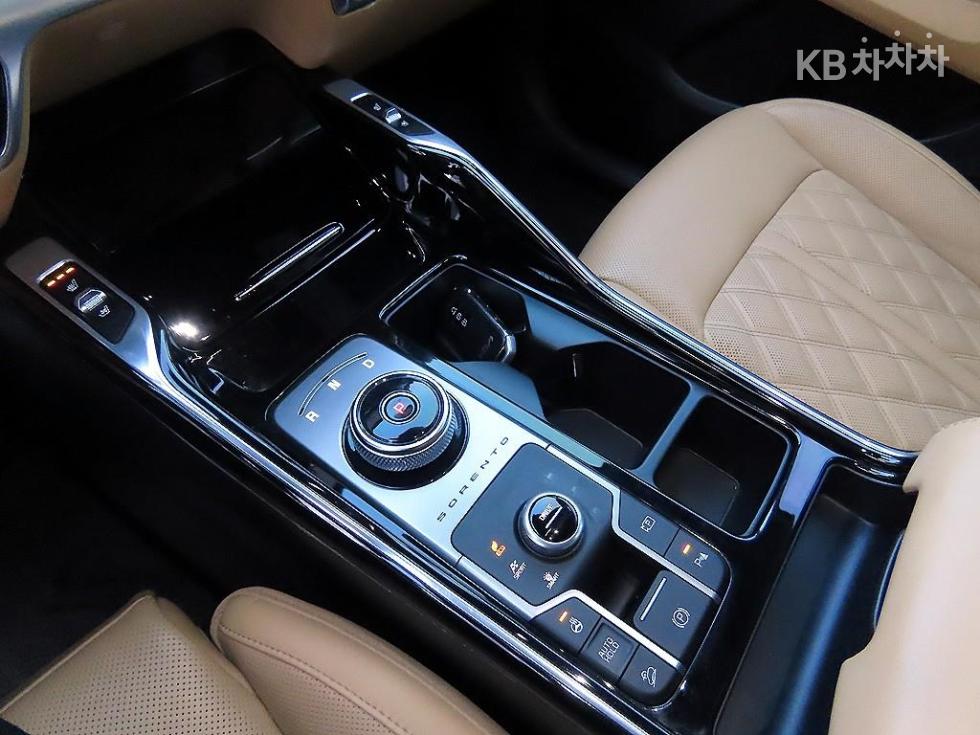 2022 - kia sorento