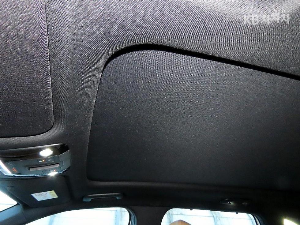 2022 - kia sorento