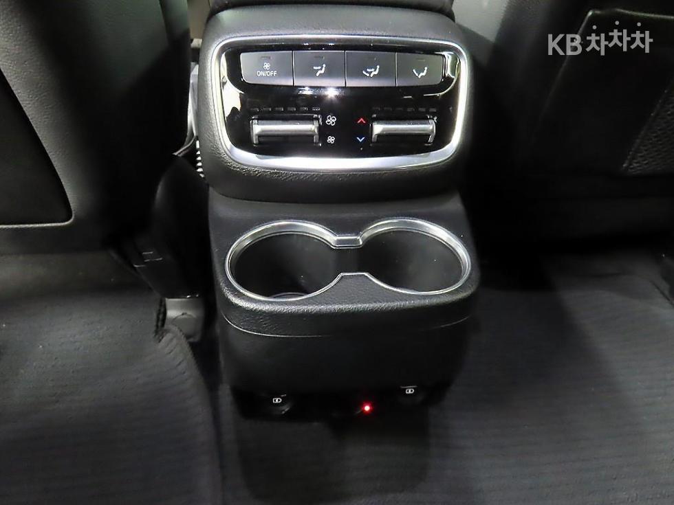 2022 - kia mohave