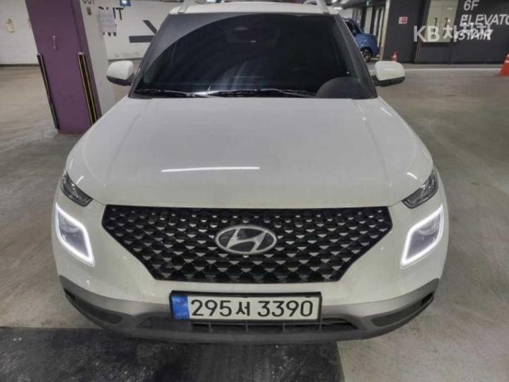 Hyundai Venue Gasoline 1.6 Modern Plus