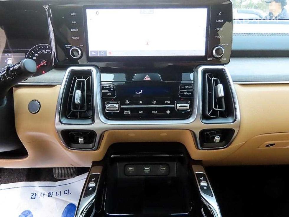 2021 - kia sorento