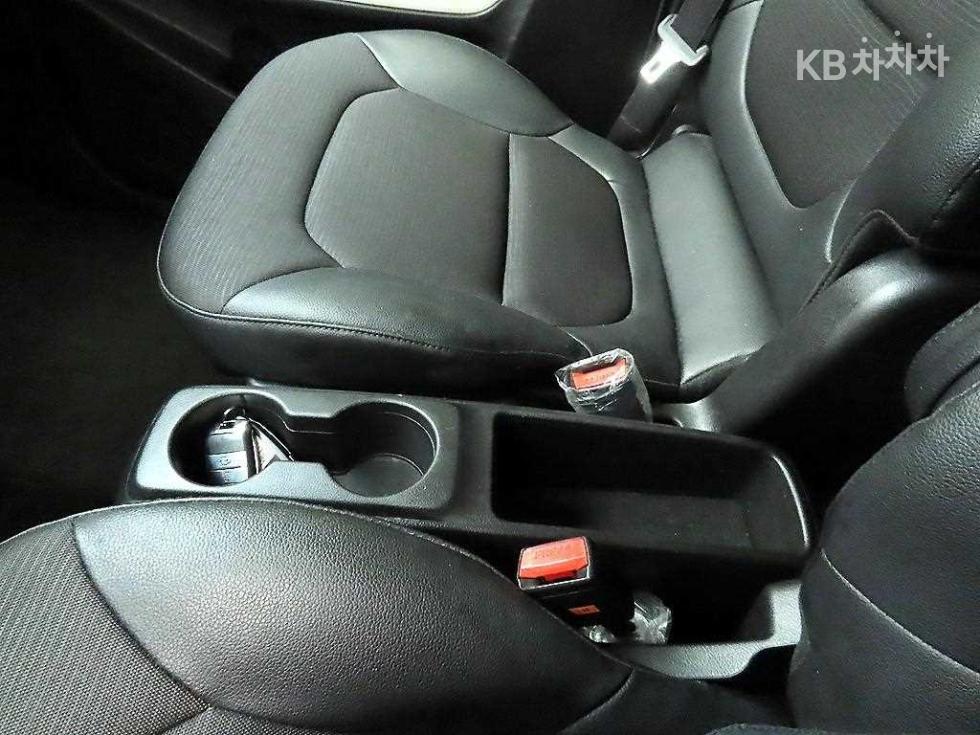 2020 - kia ray