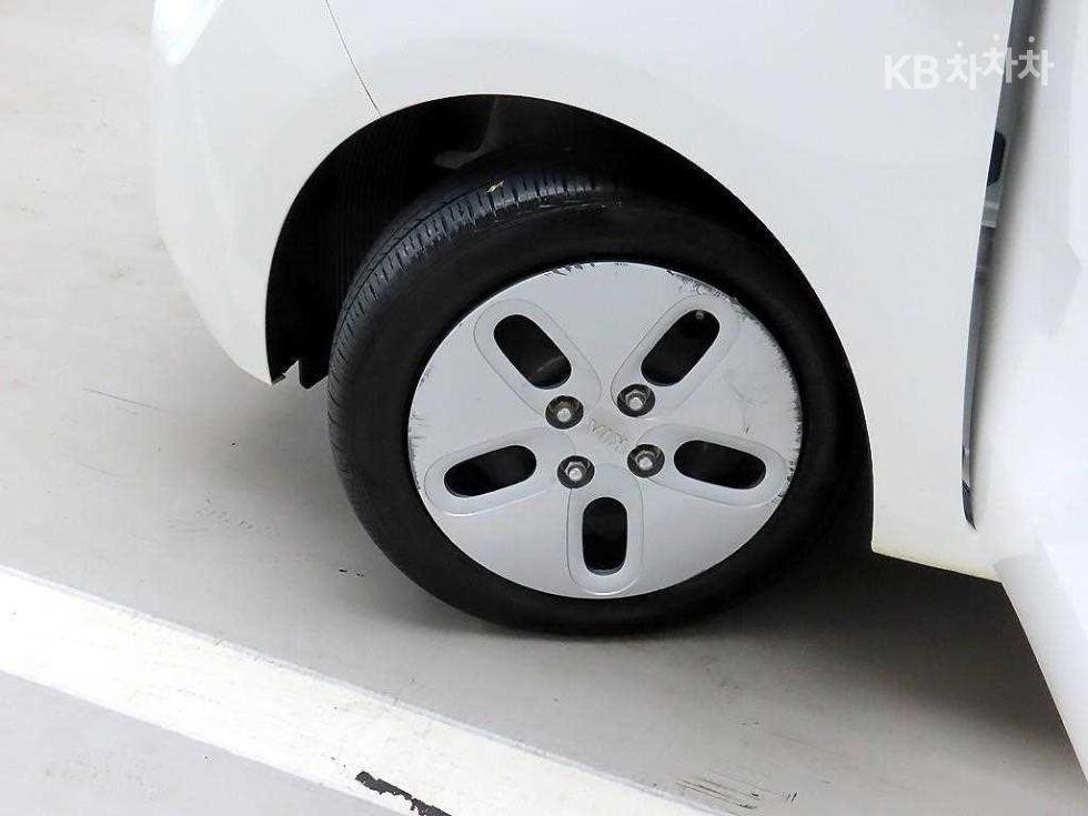 2020 - kia ray