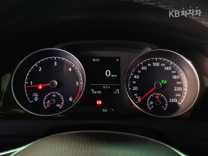 Volkswagen Golf 2.0 TDI MK7 9