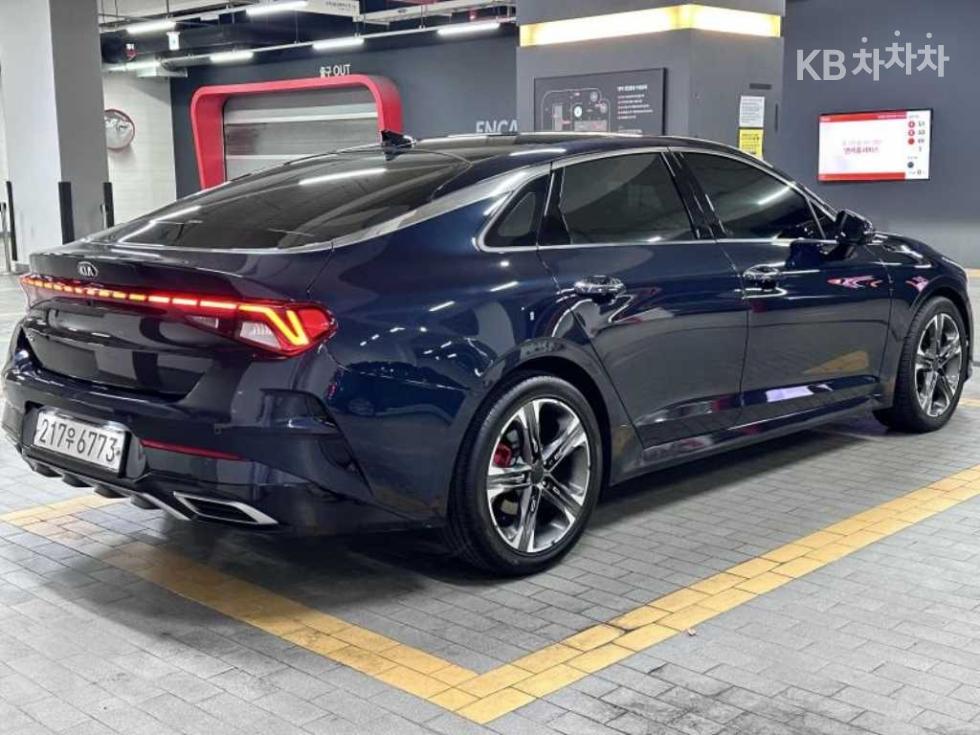 2020 - kia k5