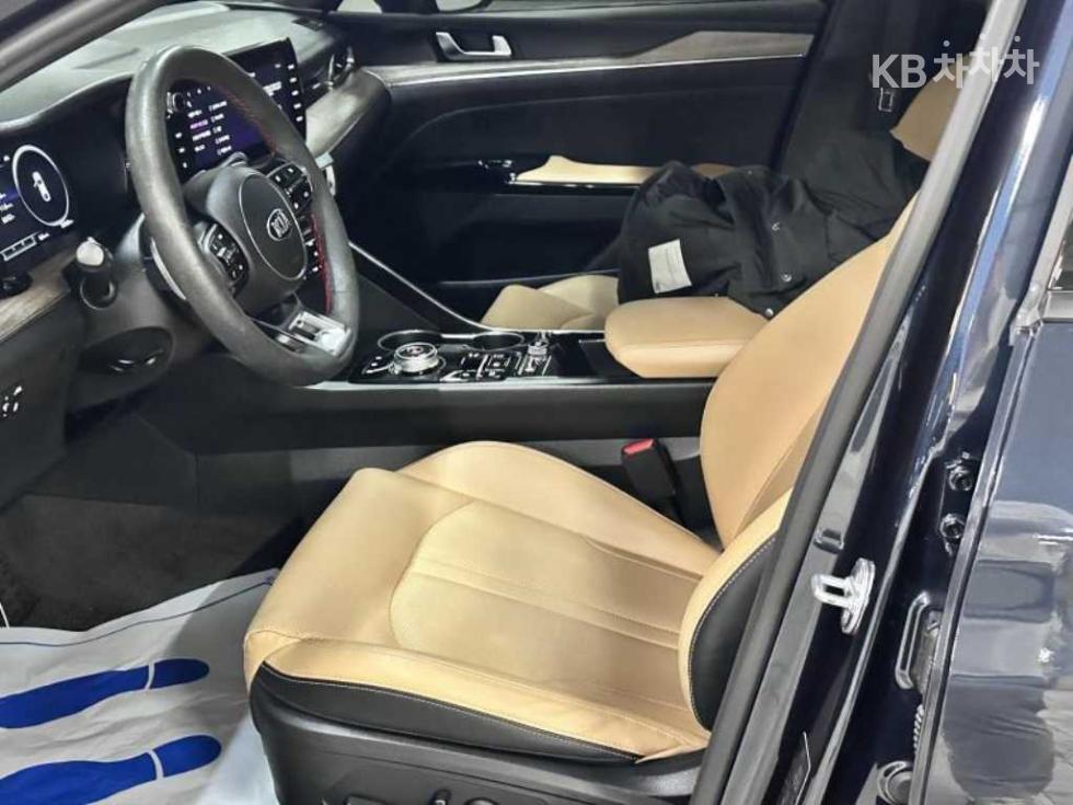 2020 - kia k5