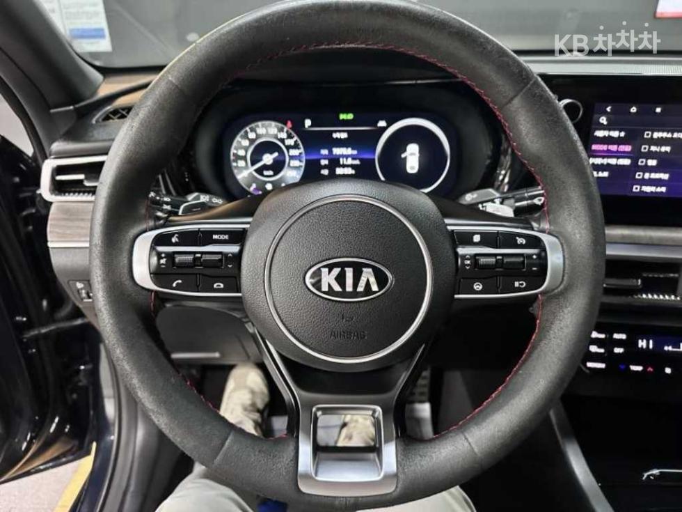 2020 - kia k5