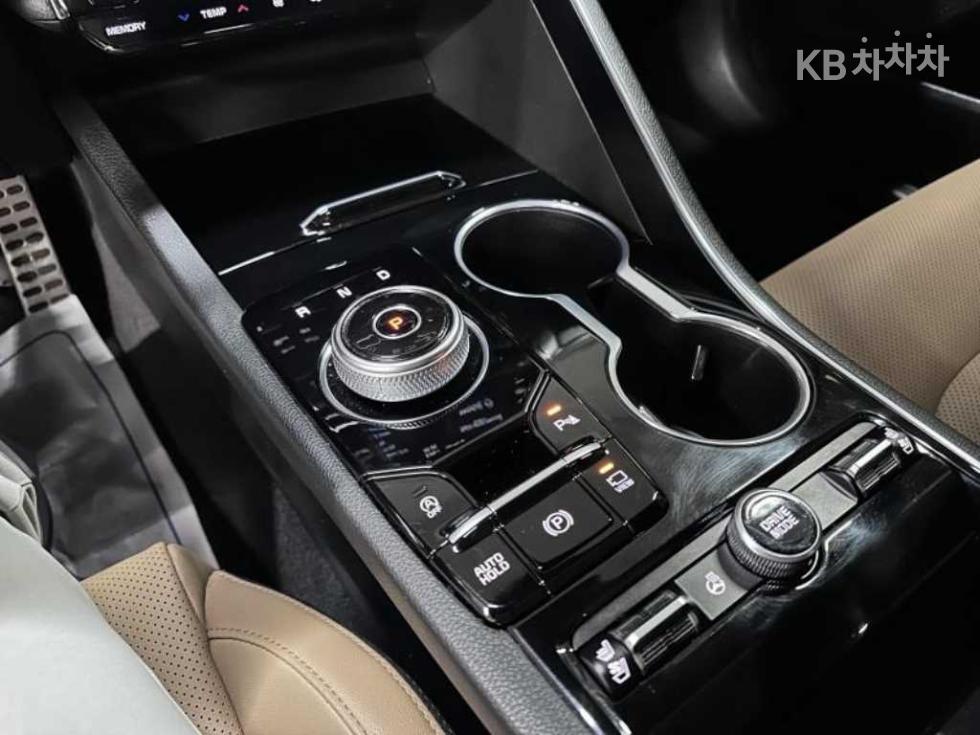 2020 - kia k5