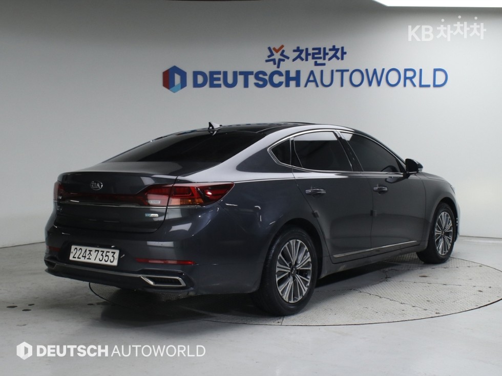 2020 - kia k7