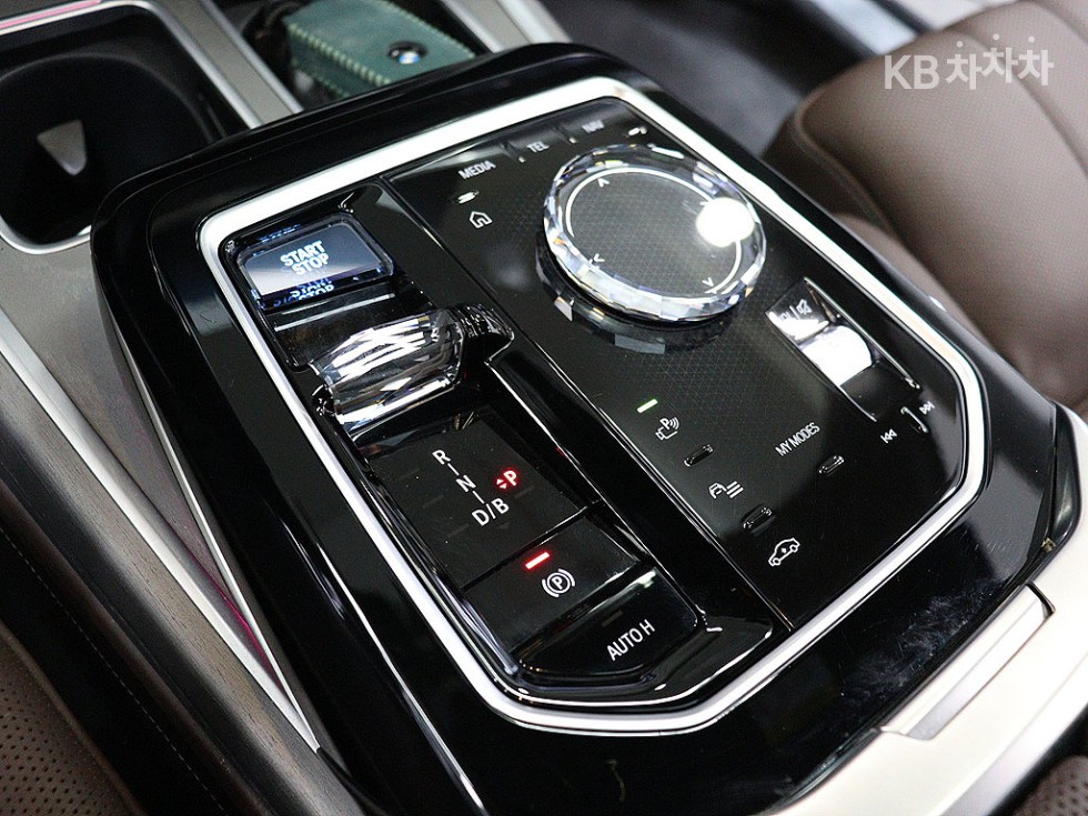 BMW i7 — miniaturë 12