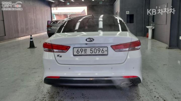 Kia K5 2.0 Gasoline MX Style Edition 5
